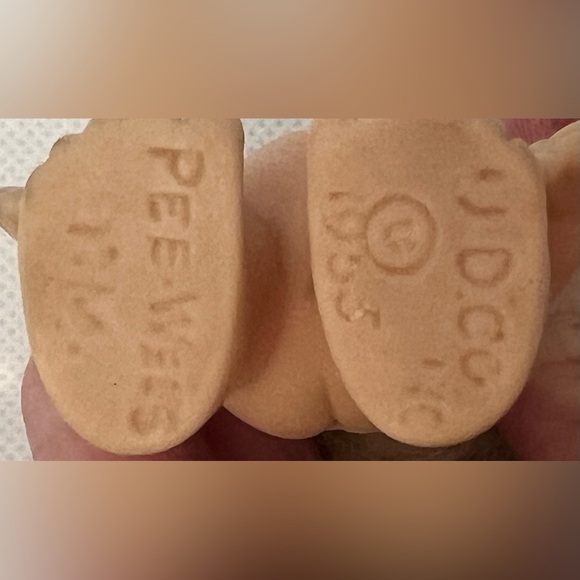 VINTAGE: Uneeda | Pee Wees doll/baby doll - Picture 7 of 16